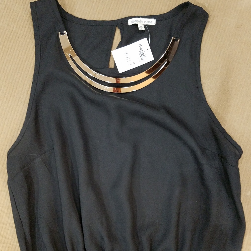 Brand new Black sleveless top